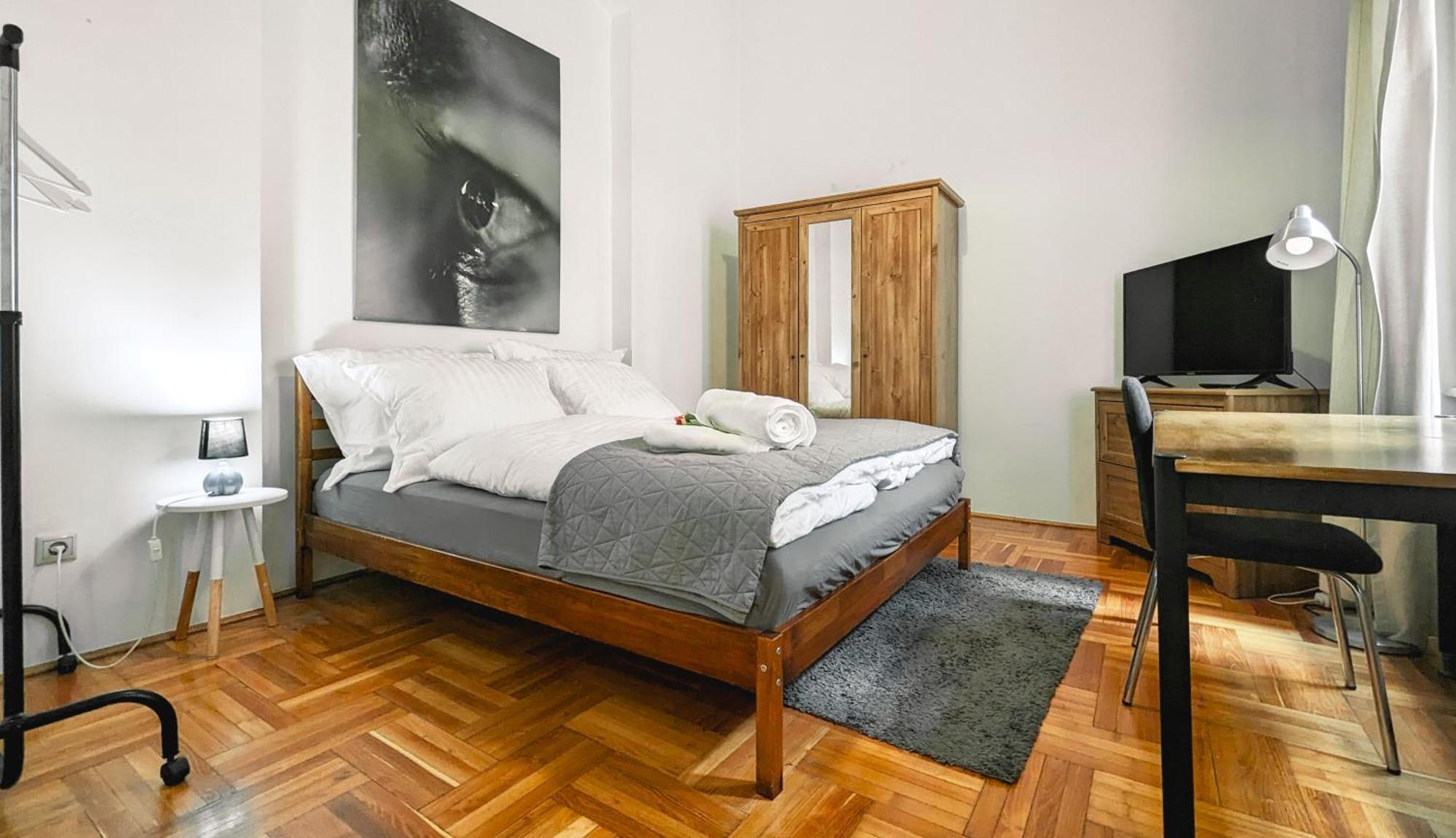 Heart Of The City, Entire Very Big Apartment Budapest Exteriör bild